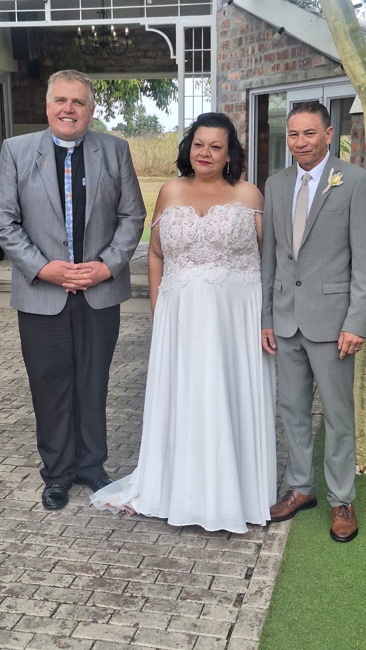 Wedding ceremony by Dr. Gerrit Rademeyer in Roedtan