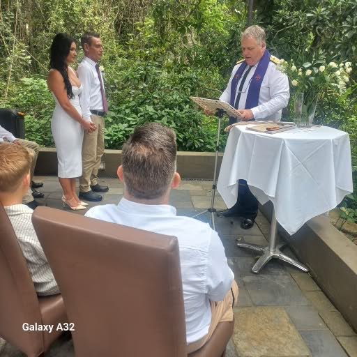Wedding ceremony by Dr. Gerrit Rademeyer in Roedtan