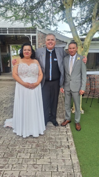 Wedding ceremony by Dr. Gerrit Rademeyer in Roedtan