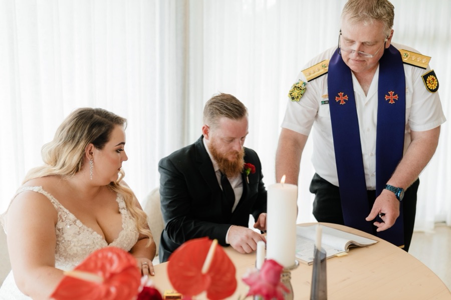 Wedding ceremony by Dr. Gerrit Rademeyer in Roedtan